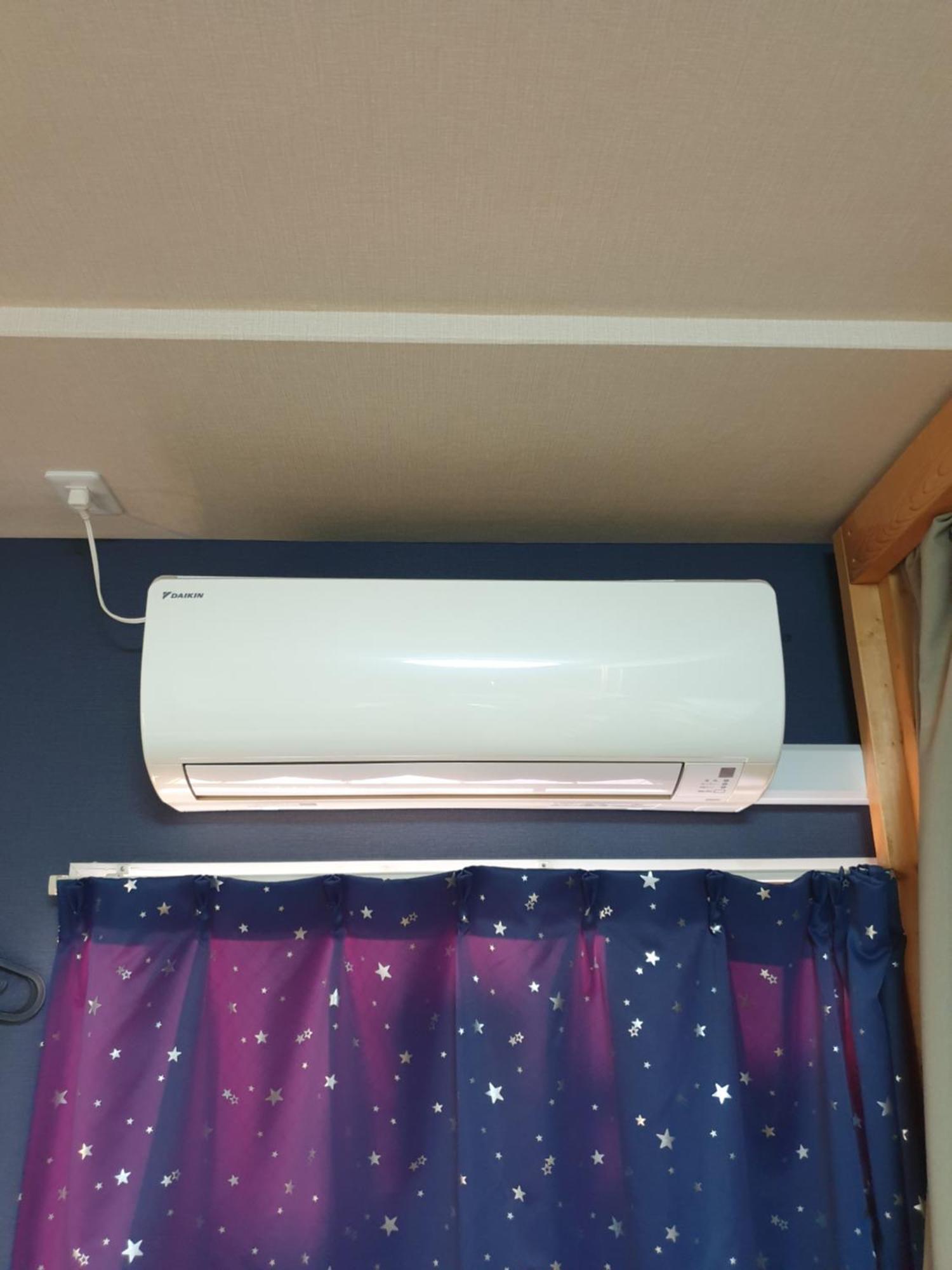 Guesthouse Yours Osaka Bagian luar foto